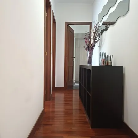 In In An Authentic Neighborhood Apartman