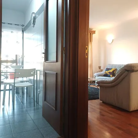 Appartement In In An Authentic Neighborhood *